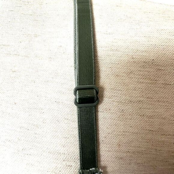 Victoria’s Secret Wear Everywhere push up green pineapple bra - Picture 4 of 10